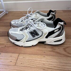 New Balance 530 (NWT - Size W8/M6.5)